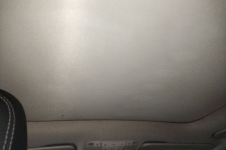 奔驰C级 2015款 改款 C 200 L 运动型局部细节22