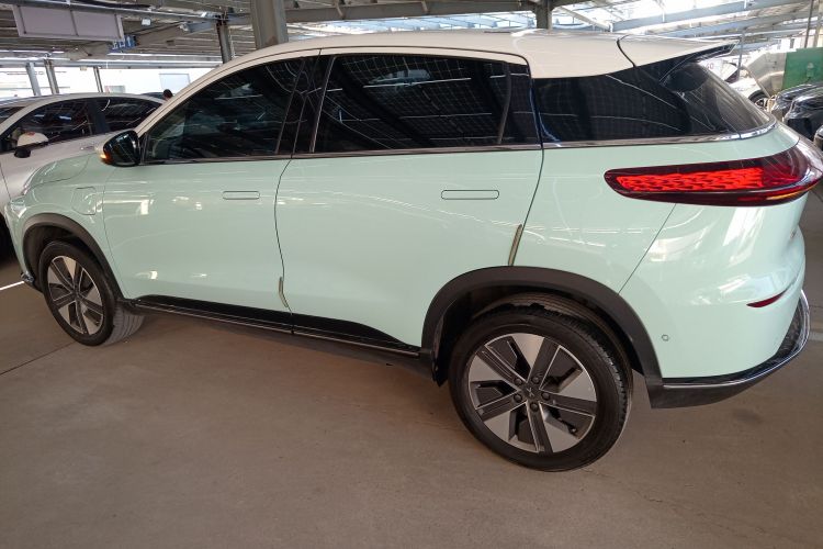 小鹏G3 2022款 G3i 460N车身外观4