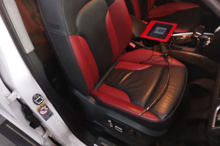 奥迪Q5 2017款 Plus 40 TFSI 技术型局部细节41