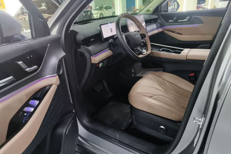 奇瑞 瑞虎8 L 2024款 2.0T 两驱尊贵版 5座中控内饰7003