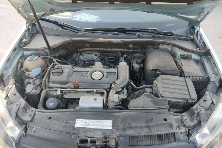 大众 高尔夫 2012款 1.4TSI 蓝驱版机舱底盘24