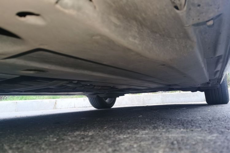 奥迪A6L 2011款 2.8 FSI 豪华型局部细节9004