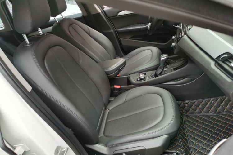 宝马X1 2016款 sDrive18Li 时尚型中控内饰41