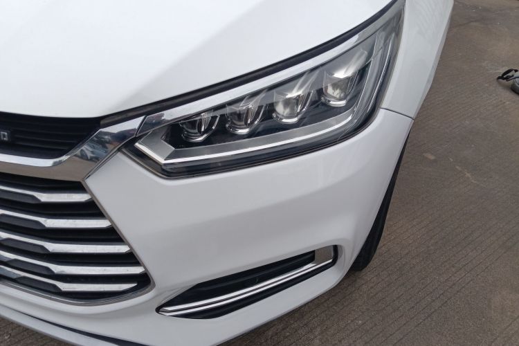 比亚迪 宋 2020款 经典版 1.5T 手动豪华型局部细节36