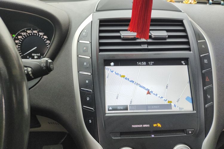 林肯MKC 2017款 2.0T 四驱尊雅版中控内饰18