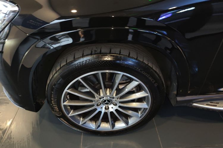 奔驰GLE 2024款 GLE 450 4MATIC 豪华型车身外观6007