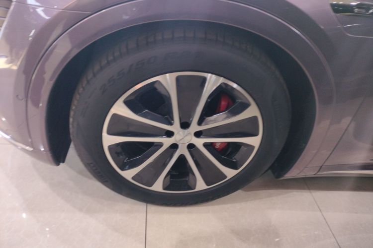 鸿蒙智行 智界R7 2024款 纯电 736km UItra车身外观6007