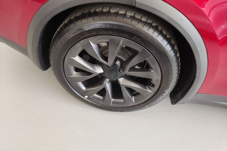 特斯拉 Model X 2023款 双电机全轮驱动版车身外观6008