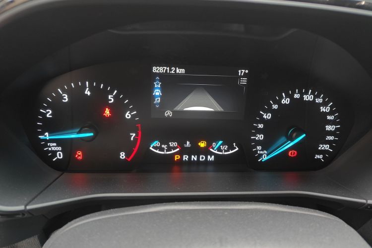 福特 福克斯 2019款 两厢 EcoBoost 180 自动ST Line中控内饰14