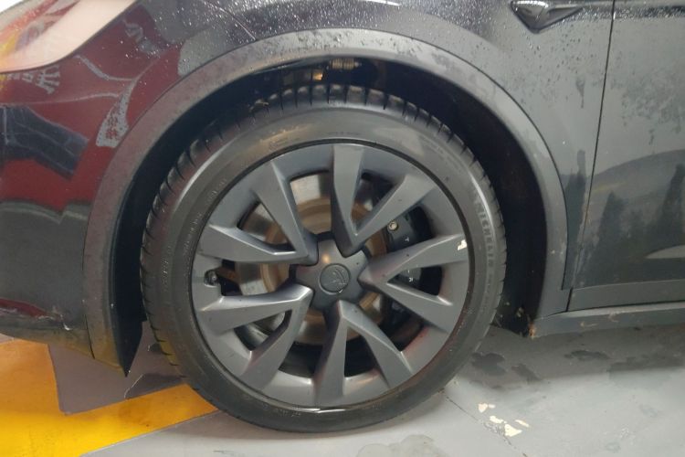 特斯拉 Model X 2023款 双电机全轮驱动版车身外观6007