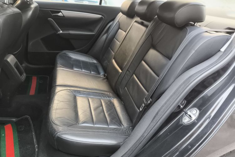 大众 朗逸 2013款 改款经典 1.6L 手动舒适版中控内饰21