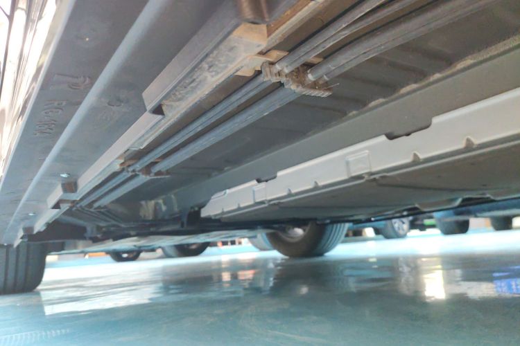 比亚迪 秦PLUS 2024款 荣耀版 DM-i 55KM领先型局部细节9002