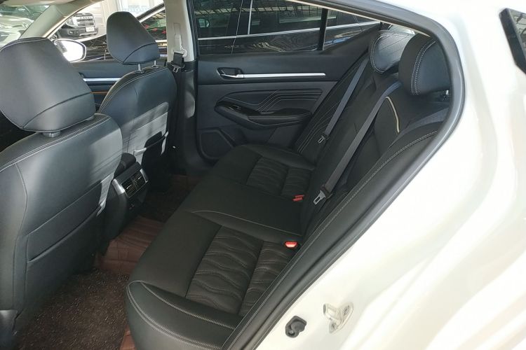 日产 天籁 2022款 2.0L XL-Upr 优享版中控内饰21