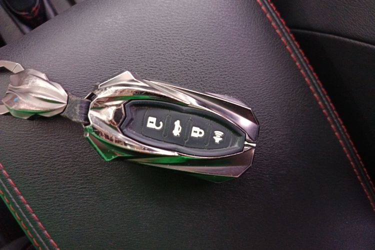 哈弗M6 2018款 改款 1.5T DCT两驱精英型中控内饰11