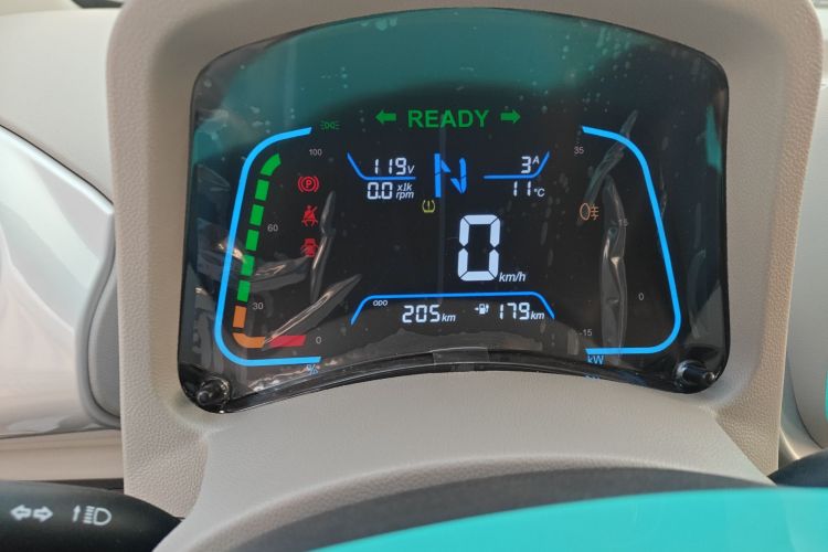 江铃集团新能源 易至EV2 2024款 201km 舒适型中控内饰14