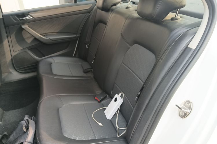 大众 桑塔纳 2015款 1.6L 自动舒适版中控内饰21