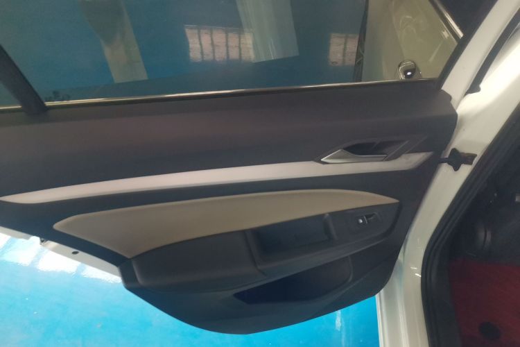 大众 高尔夫 2021款 280TSI DSG Pro中控内饰7008