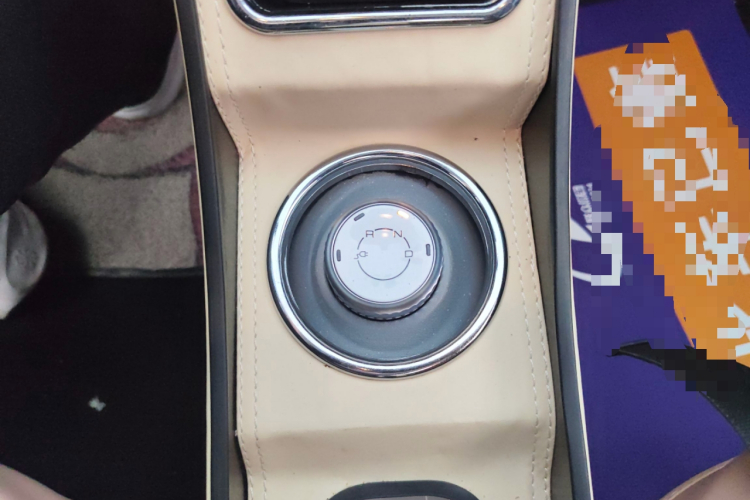 五菱汽车 宏光MINIEV 2022款 GAMEBOY 200km 玩咖款 磷酸铁锂中控内饰18