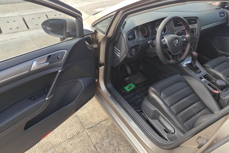 大众 高尔夫 2014款 1.4TSI 自动豪华型中控内饰20