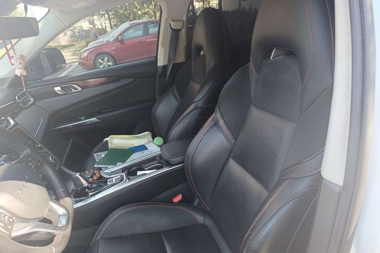 领克01 2017款 2.0T 四驱劲Pro版局部细节19