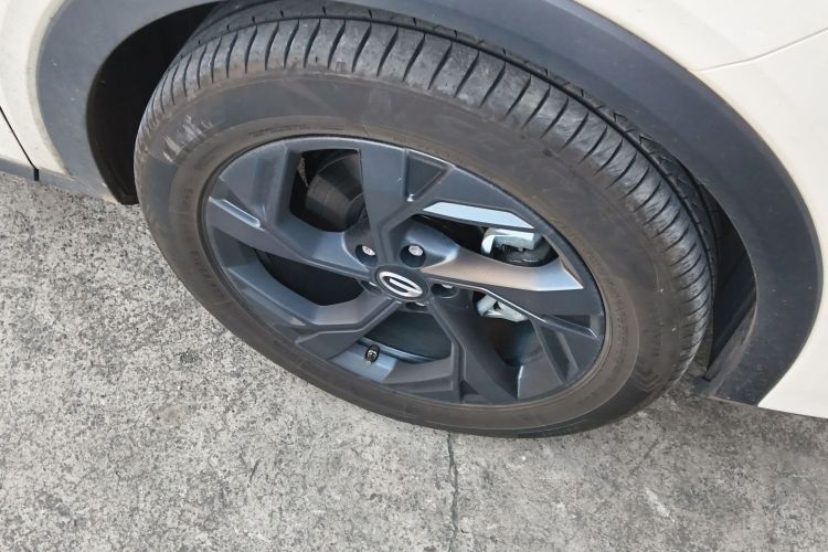 广汽传祺 传祺GS3 2023款 影速 270T 劲智版车身外观6007