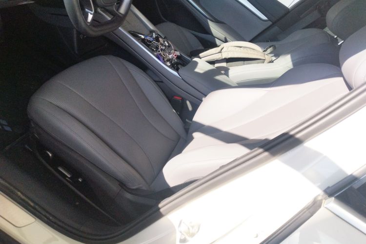 比亚迪 海豹07 DM-i 2025款 智驾版 DM-i 1.5L 125km 尊贵型中控内饰19