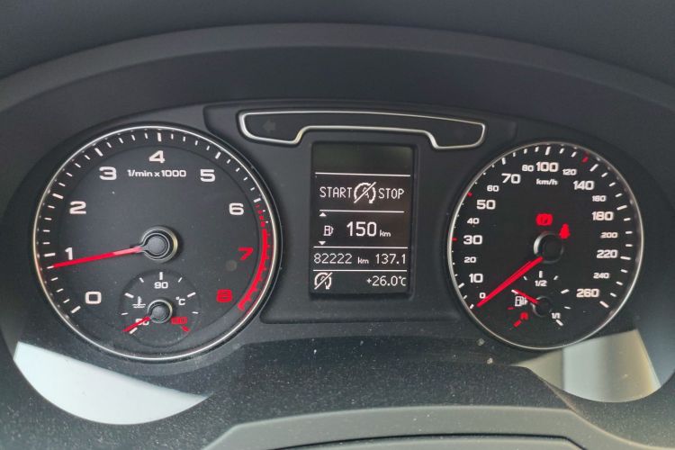 奥迪Q3 2015款 35 TFSI 百万纪念智领型局部细节14