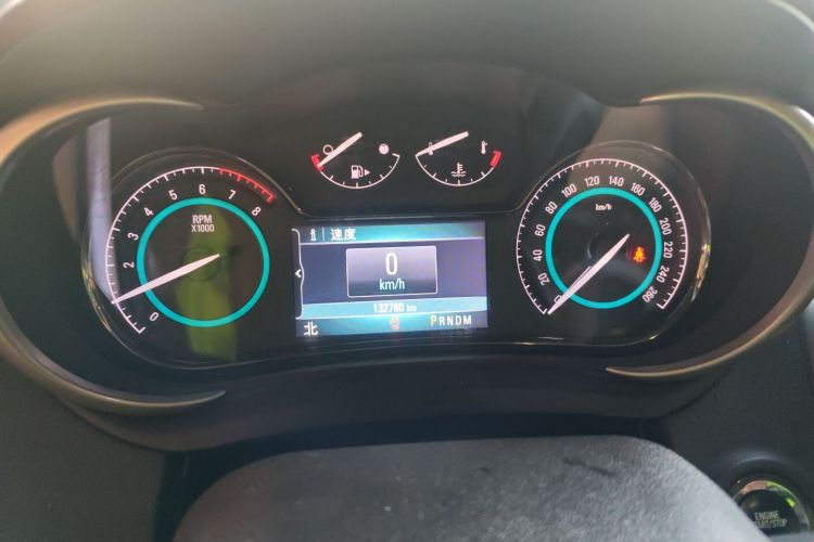 别克 君越 2013款 2.4L SIDI精英舒适型中控内饰14