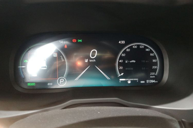 丰田 威兰达 2023款 双擎 2.5L E-CVT四驱豪华PLUS版中控内饰14