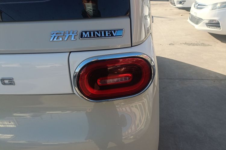 五菱汽车 宏光MINIEV 2024款 第三代 170km车身外观9