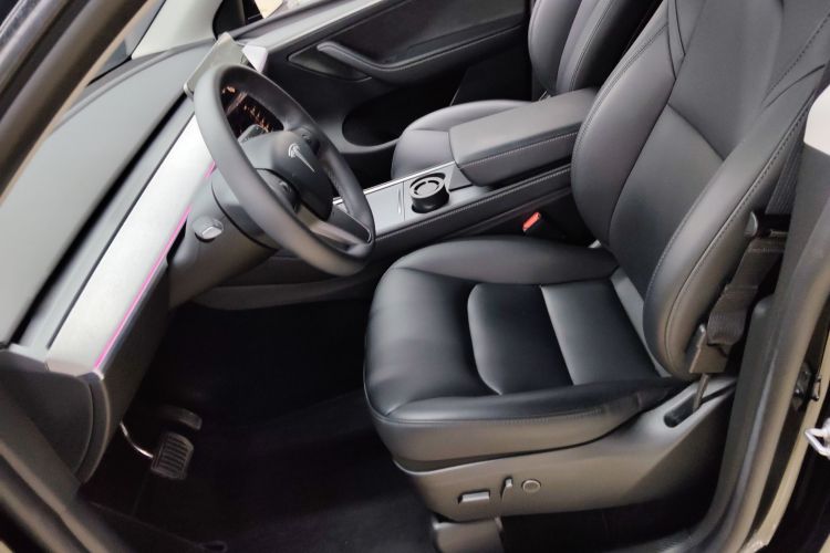 特斯拉 Model Y 2023款 后轮驱动版局部细节19