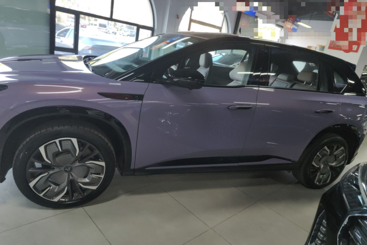 红旗天工08 2025款 680 Ultra四驱版车身外观4