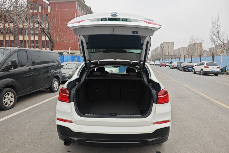 宝马X4 2016款 xDrive20i M运动型机舱底盘23