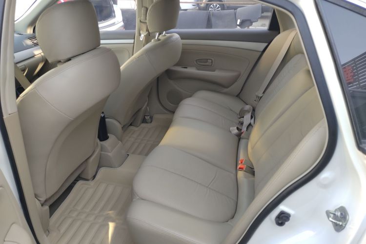 日产 轩逸 2012款 经典 1.6XL 自动豪华版中控内饰7004