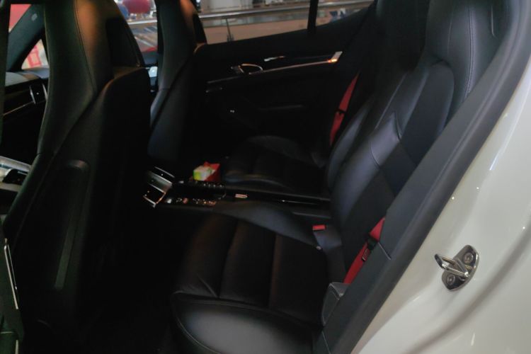 保时捷 2014款 Panamera 4 3.0T中控内饰21