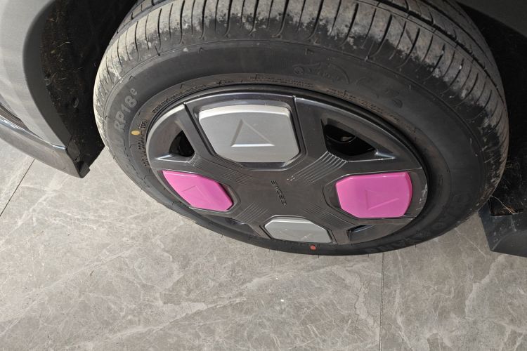 吉利银河 2025款 210km 熊猫卡丁车身外观6007