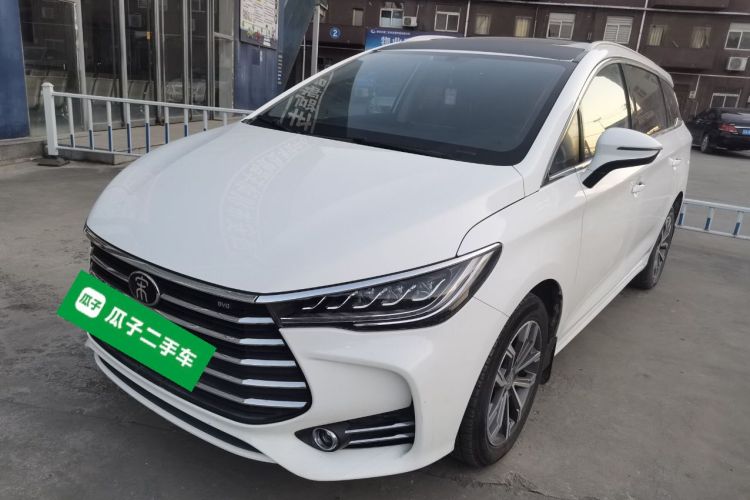 比亚迪 宋MAX 2019款 1.5T 自动智联睿逸天窗型 7座 国VI车身外观1