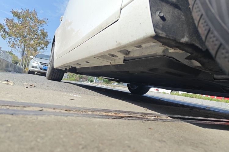 雷克萨斯ES 2025款 200 臻享版局部细节9001