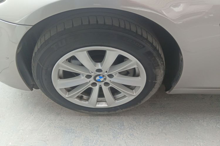 宝马5系 2014款 520Li 典雅型车身外观6007