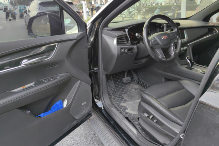 凯迪拉克XT5 2021款 28T 豪华型中控内饰20