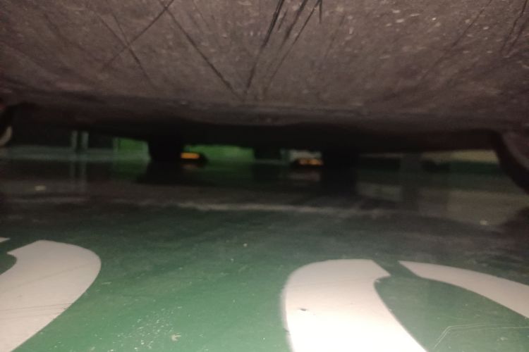 特斯拉 Model 3 2022款 后轮驱动版局部细节9008