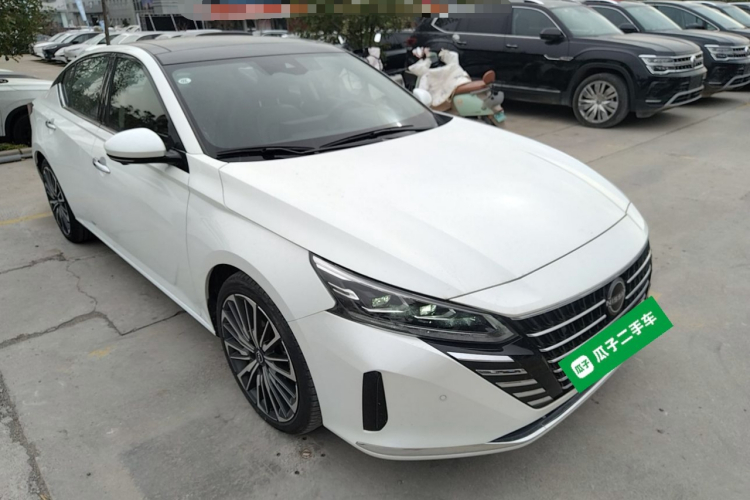 日产 天籁 2022款 2.0T XL 进享版车身外观3