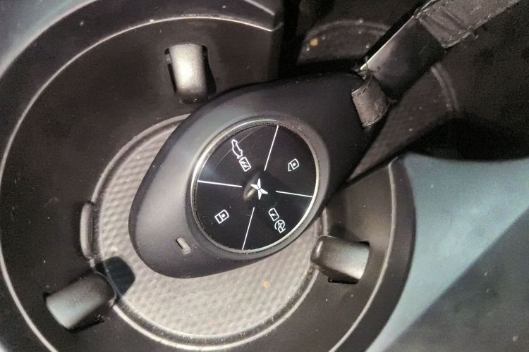 小鹏P7 2020款 670N中控内饰7001