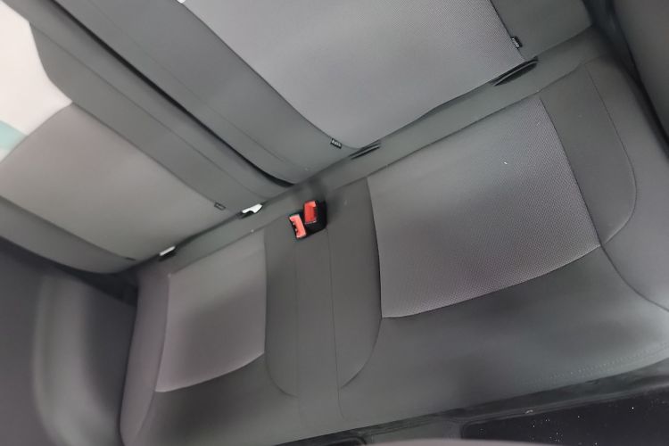 长安启源 长安Lumin 2022款 210km 香甜款中控内饰21