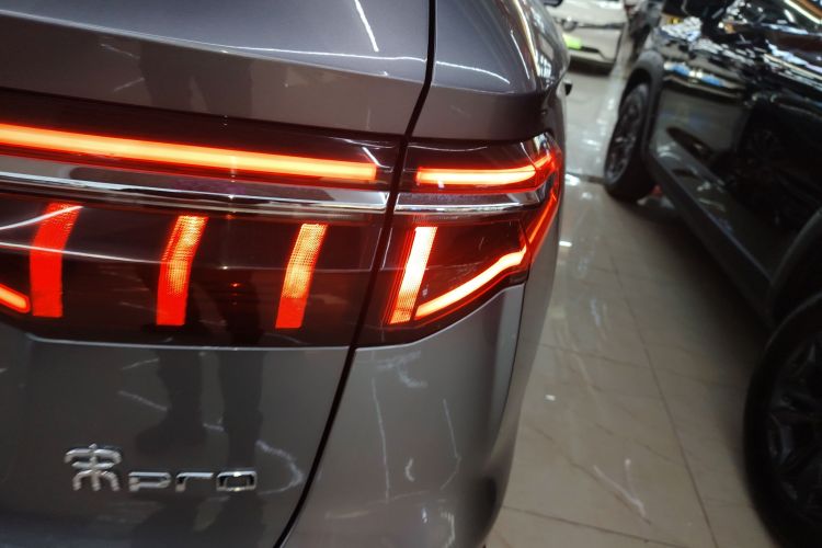 比亚迪 宋Pro新能源 2022款 DM-i 110km 旗舰型Pro车身外观6006