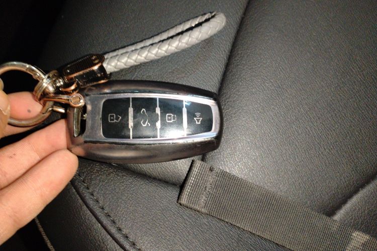 哈弗H6 2019款 运动版 1.5T 手动两驱精英型 国VI中控内饰11