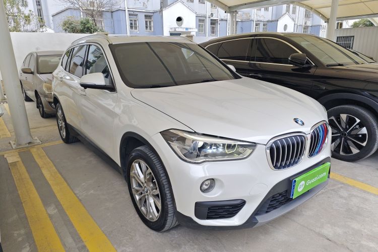宝马X1 2019款 sDrive20Li 领先型车身外观3