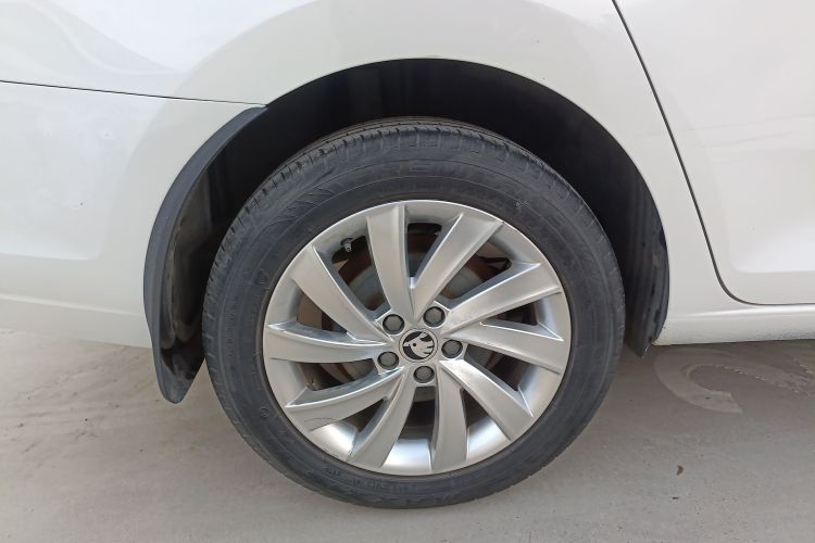 斯柯达 昕锐 2019款 1.5L 手动舒适版 国V车身外观6008