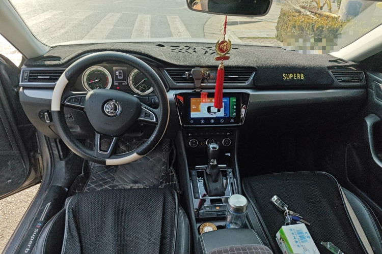 斯柯达 速派 2018款 TSI280 DSG舒适版 国V中控内饰12