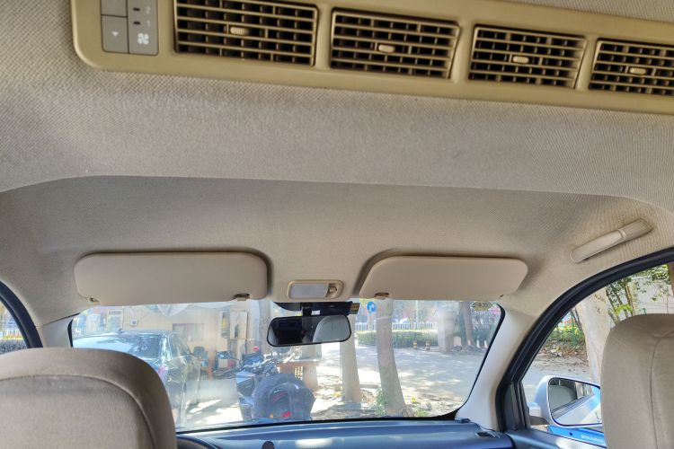 五菱汽车 五菱荣光V 2016款 1.5L标准型局部细节22